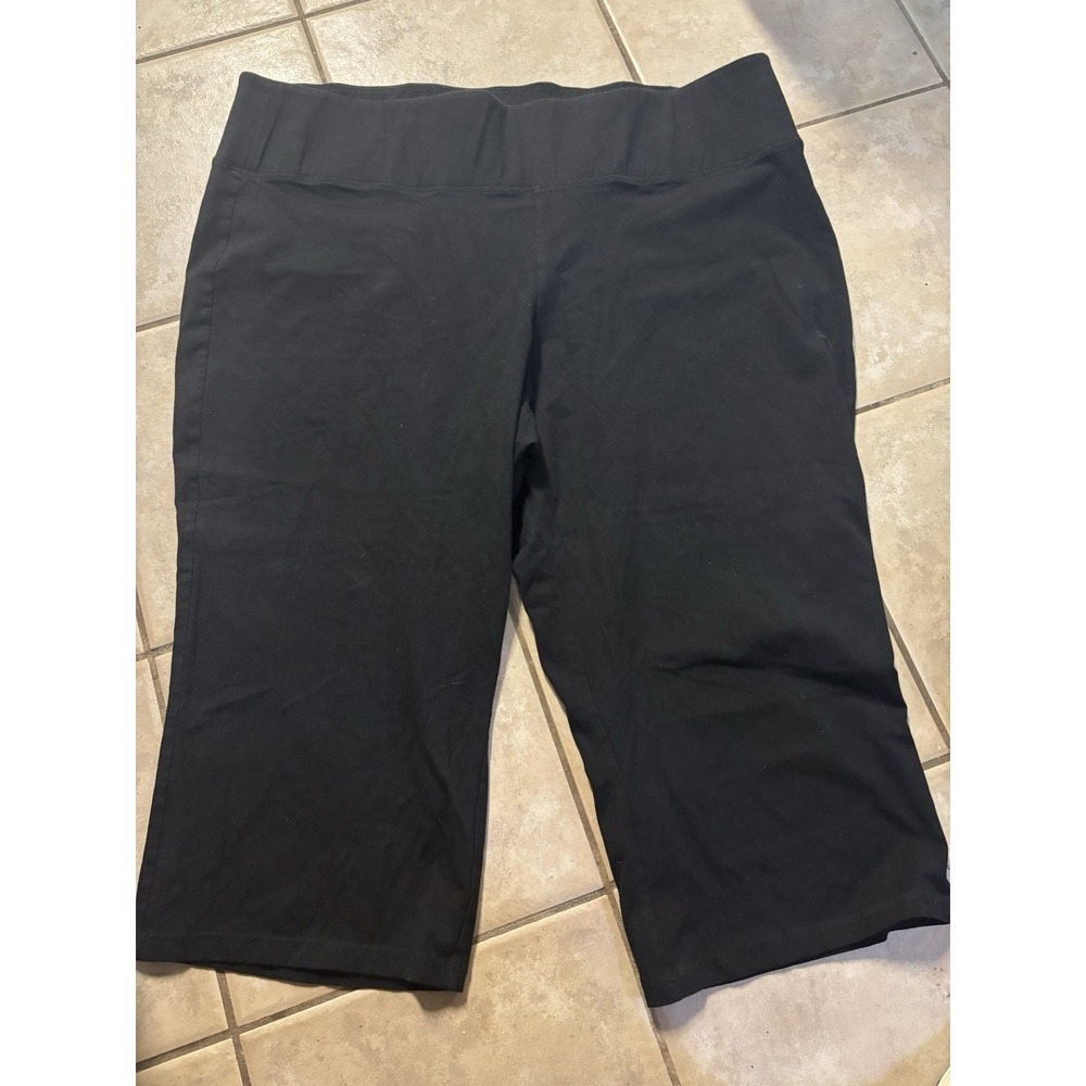 NWOT Livi Women's Capri Pants Pull On Elastic Waist Black 26/28 Pockets Comfort‎